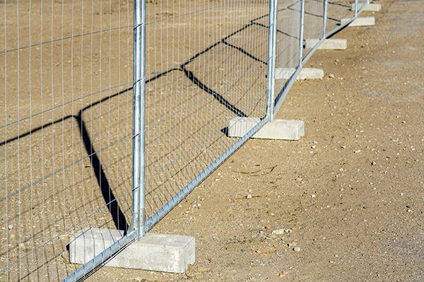 crew at Fence Rental Bowling Green